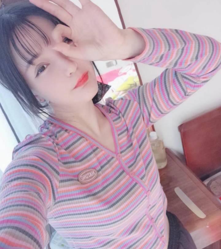 热情又还漂亮的小姐姐